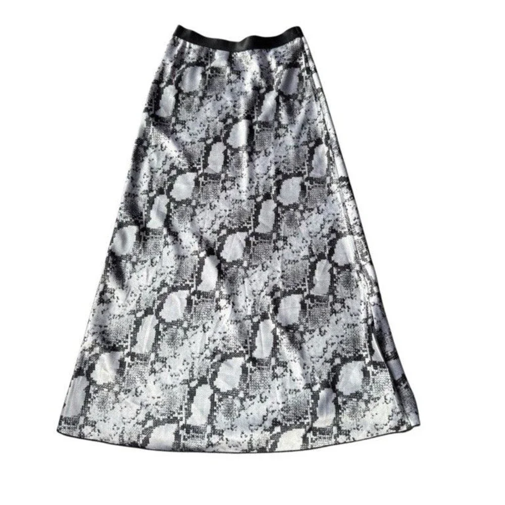 Victoria's Secret PINK Satin Skirt Snake Skin Color Size M